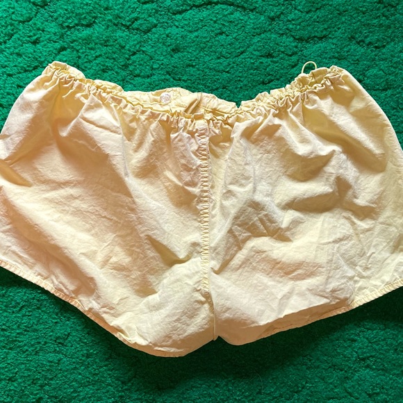 Urban Outfitters bungee hiker shorts - Picture 4 of 4